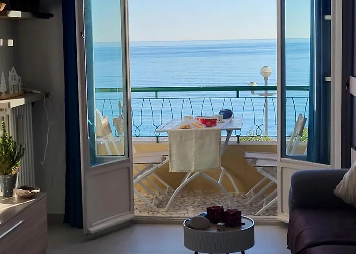 307 Promenade